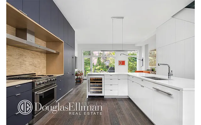 Sold by Douglas Elliman | media 4