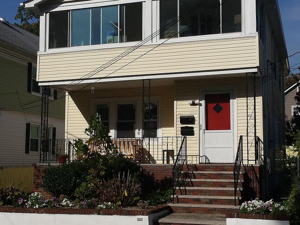 1st image of 38 Warman St Floor 2