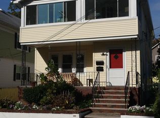 38 Warman St FLOOR 2, Montclair, NJ 07042