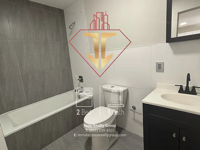 70 Lexington Ave #11 — Photo 2