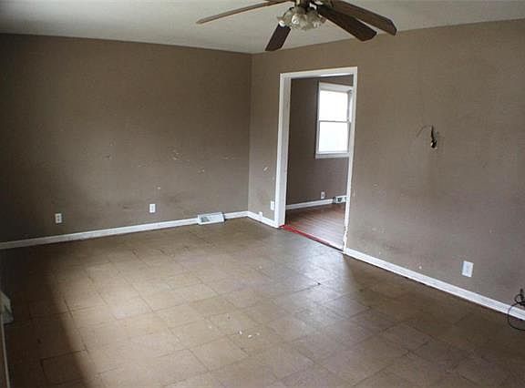 4th image of 16209 E Sea Ave
