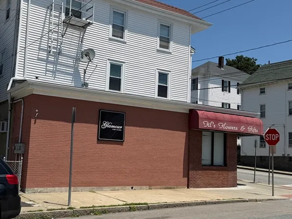 210 Robeson St #2, Fall River, MA 02720