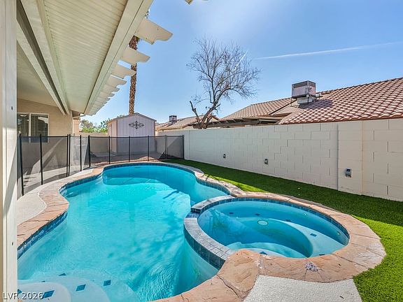 4th image of 4021 Galisteo Ct