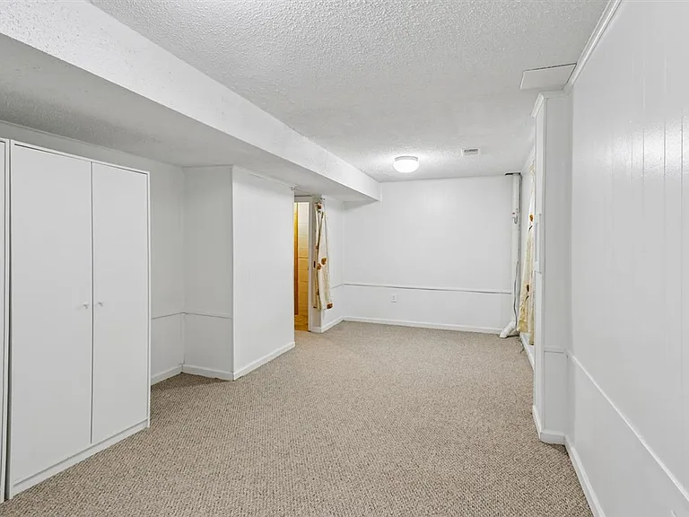 4 Kirkfield Ct — Photo 19