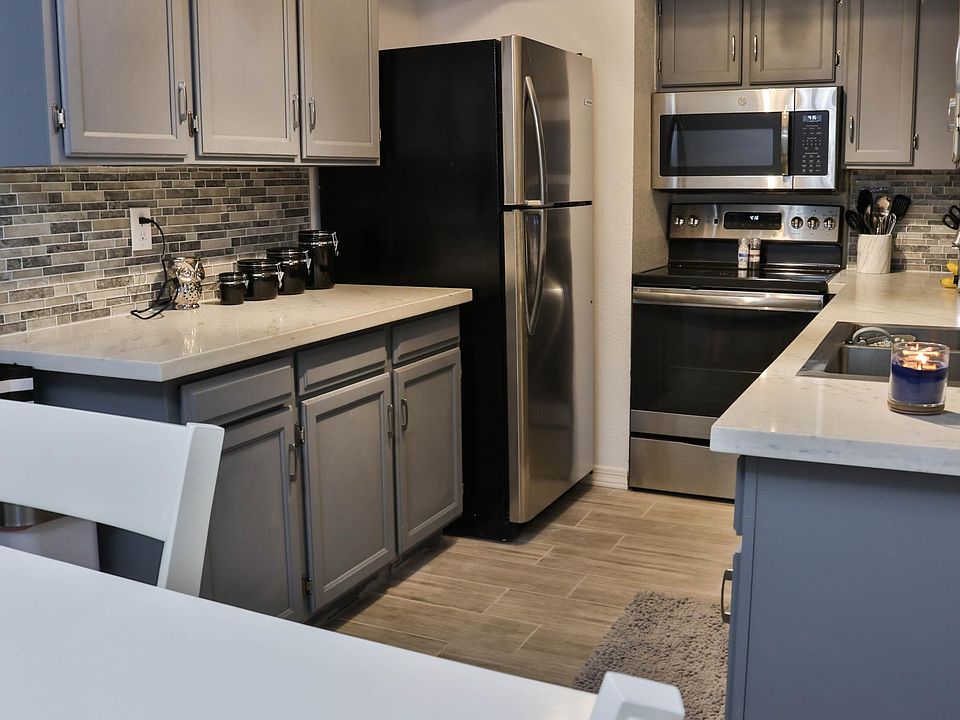 1st image of 2146 W Isabella Ave APT 137