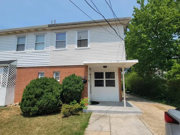 5448 Macbeth St, Hyattsville, MD 20784