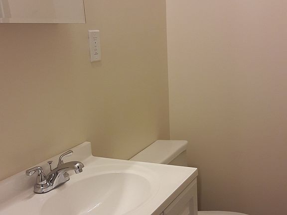 5th image of 310 7th St #1