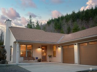 810 N Dubois Rd, Ariel, WA 98603