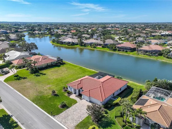 8945 Lely Island CIR, NAPLES, FL 34113