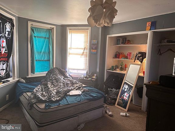 5th image of 105 Jackson Ave