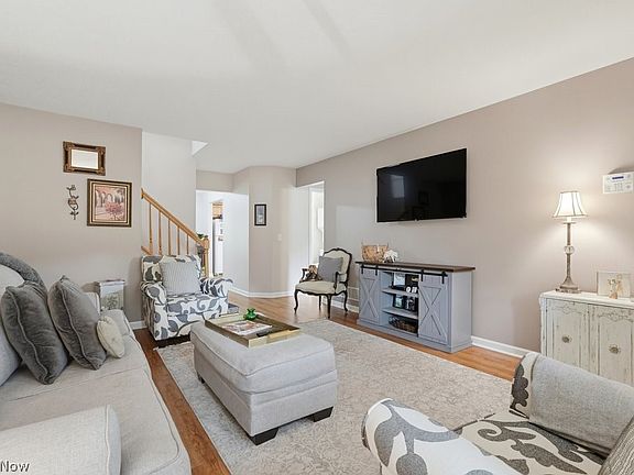 5th image of 131 Marwyck Place Ln