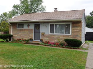 836 Maplehill Ave, Lansing, MI 48910