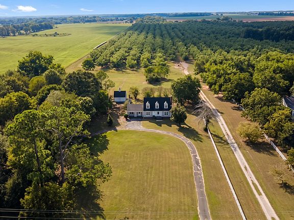 2nd image of 2689 S Highway 41