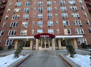 3 Sadore Ln APT 5W, Yonkers, NY 10710