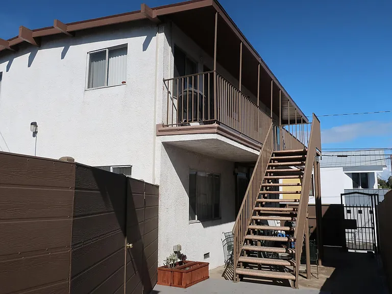 2611 4th St #C — Photo 7