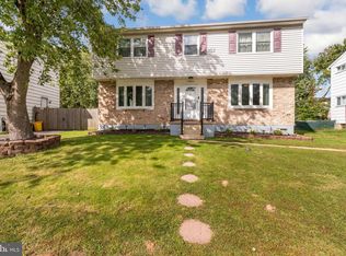 7960 Cross Creek Dr, Glen Burnie, MD 21061