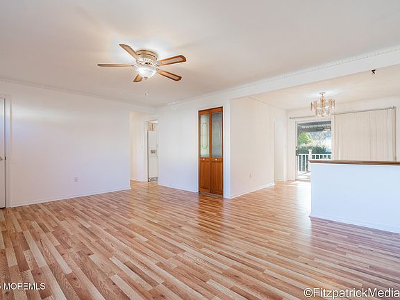 5th image of 5 River Park Drive