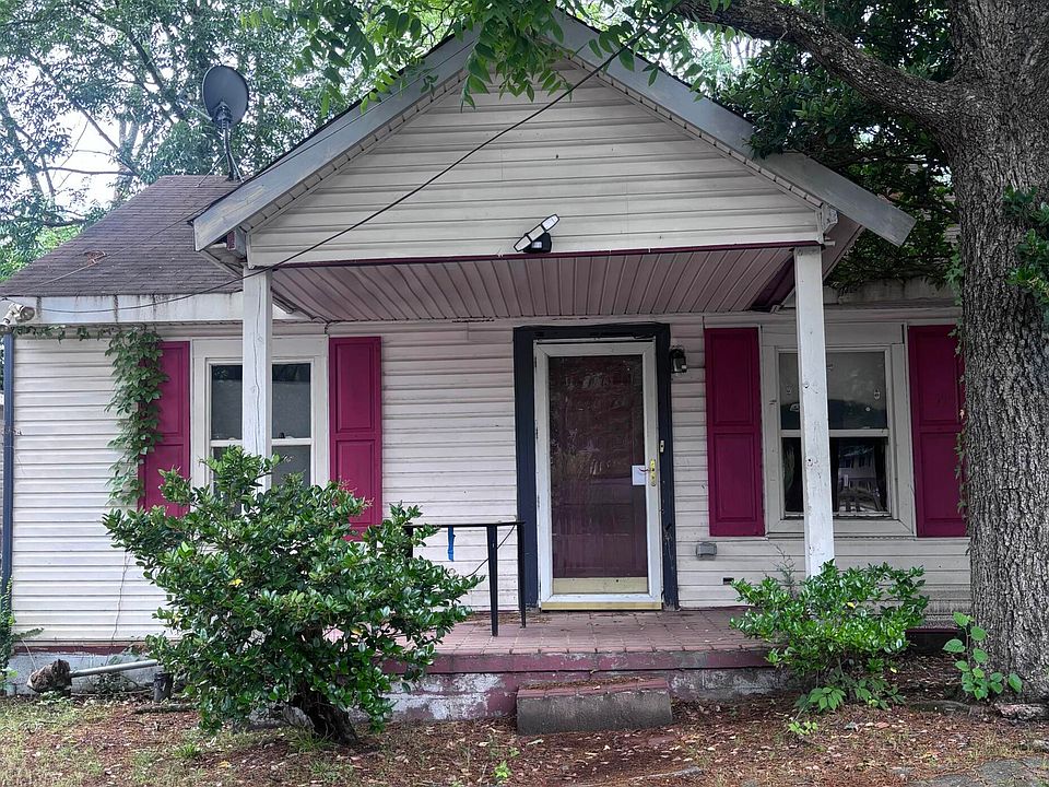 1st image of 800 Vardaman St