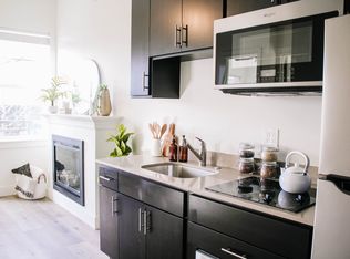 Amore, Portland, OR 97213