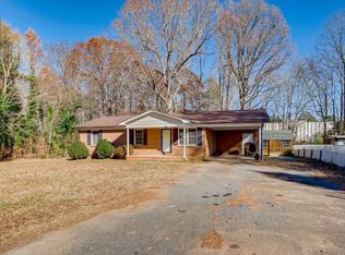 204 Newbold St, Lincolnton, NC 28092