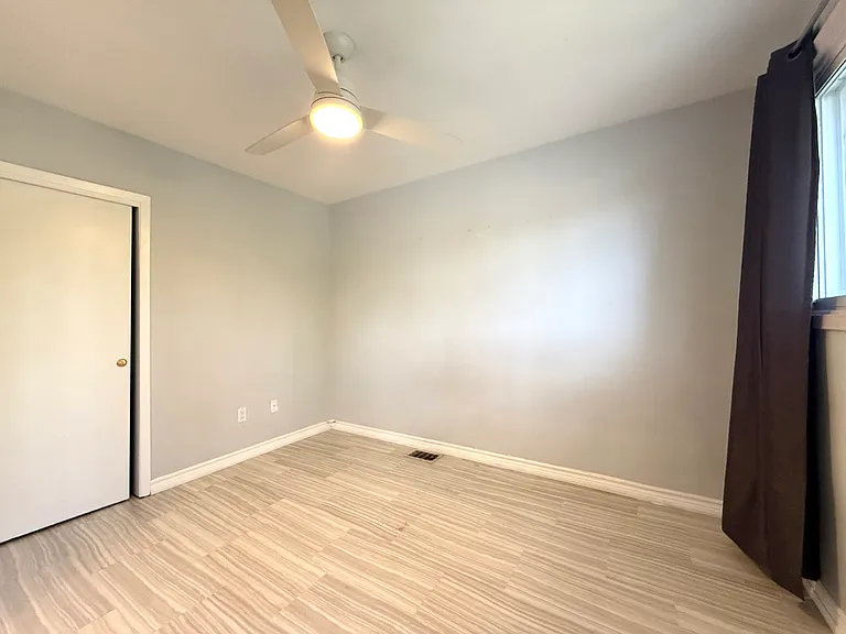 252 Scott St — Photo 5