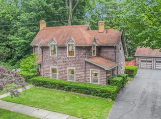 715 East St, Three Rivers, MI 49093