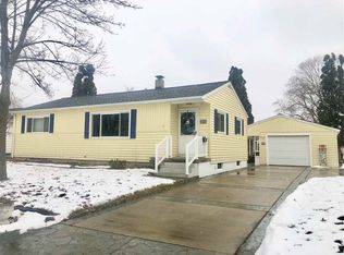 1803 Madison Ct, Bay City, MI 48708