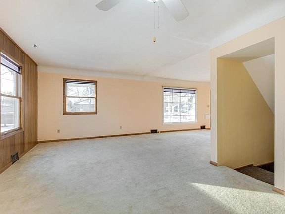 4th image of 6745 12th Ave S