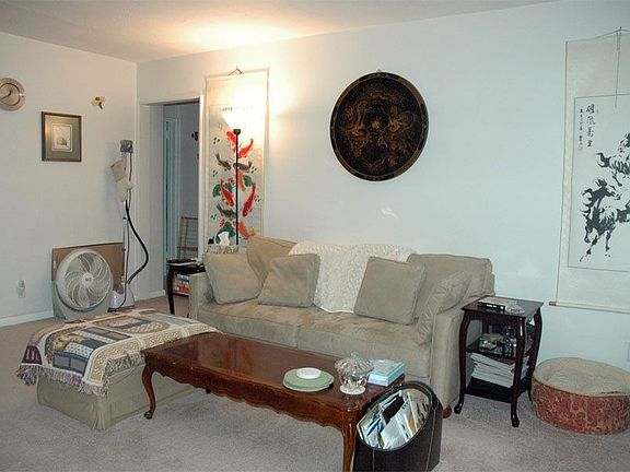 3rd image of 25169 61st Ave