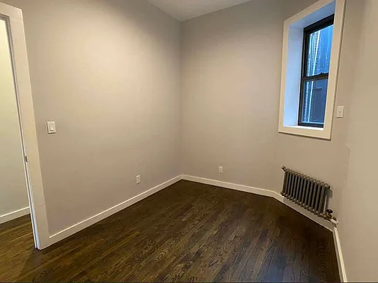 Rented by Tourma Realty LLC | media 28