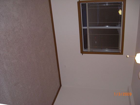 4th image of 495 Leslie Ct APT 202