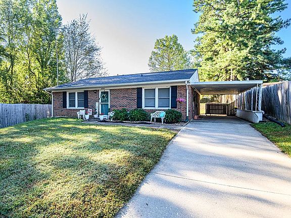 2nd image of 6510 Cherry Ct
