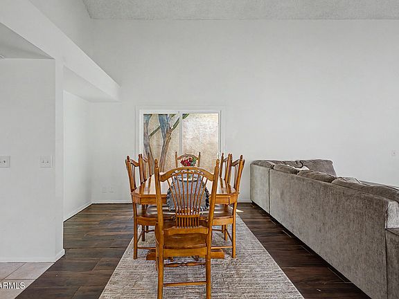 4th image of 3008 W LUPINE Avenue