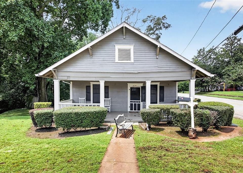 1st image of 1070 Forrest Ave
