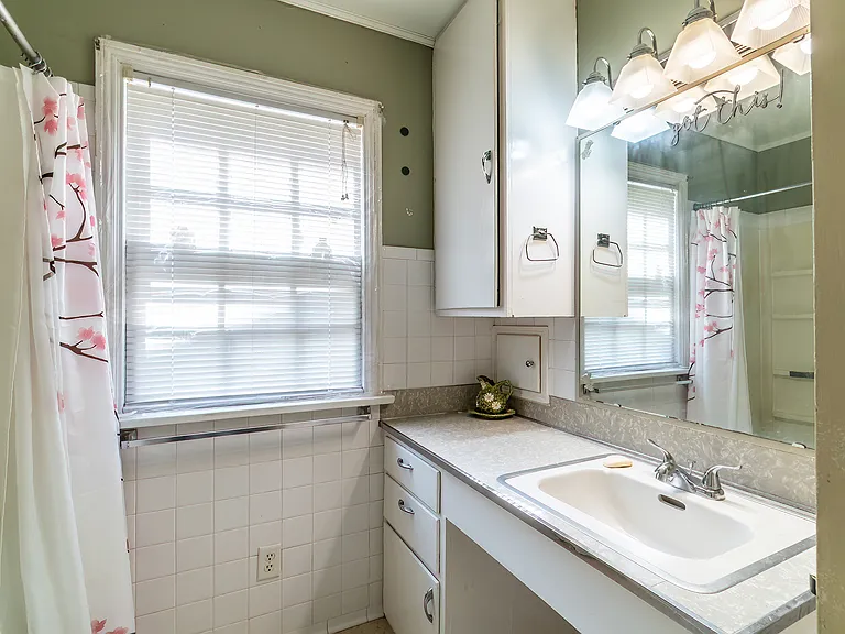 4401 Fairfield Ave #2 — Photo 15
