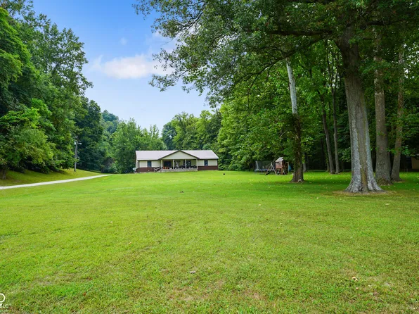 931 S Graveyard Rd, Paragon, IN 46166