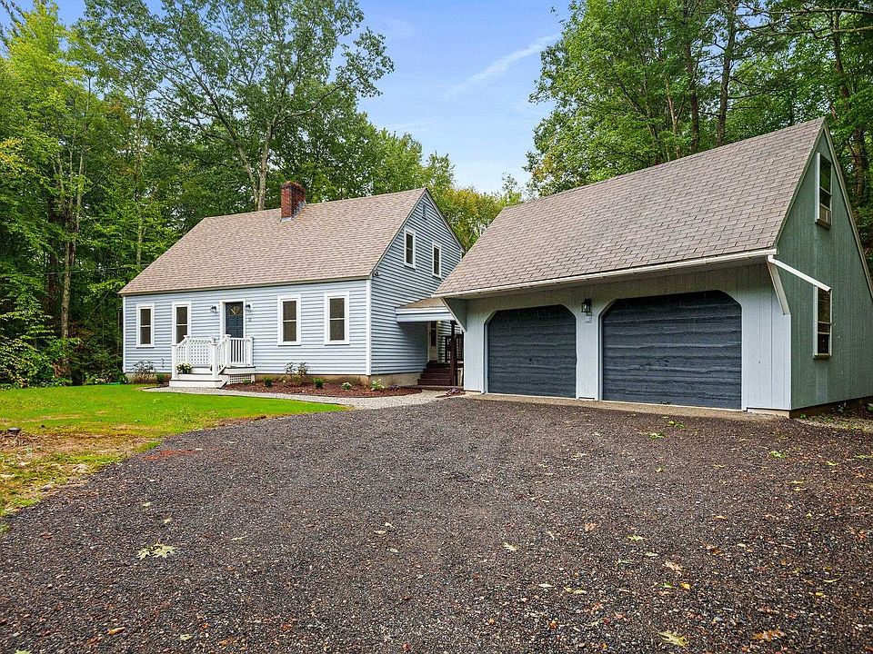 1st image of 11 Woodland Drive