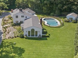 8 Cross Rd, East Hampton, NY 11937