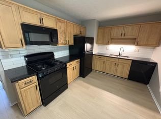 2526 Queenswood Dr, Columbus, OH 43219