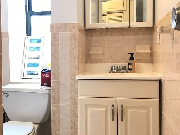 5th image of 4307 42nd St APT 1C