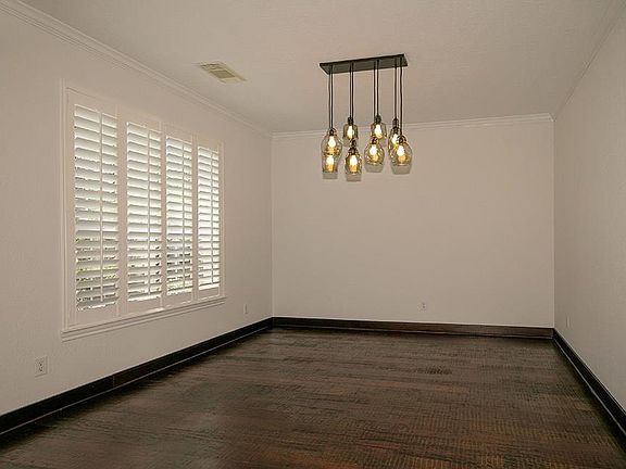 5th image of 23 N Spinning Wheel Cir