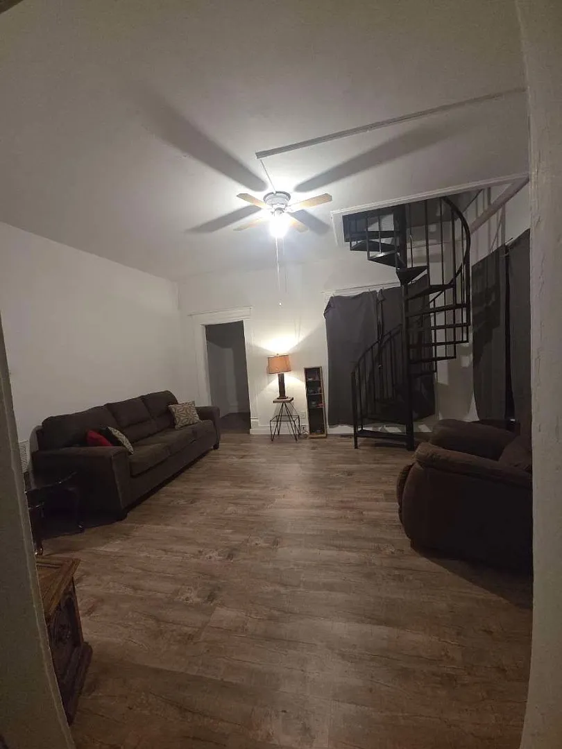 818 W 4th St Joplin - Unit 1 — Photo 3