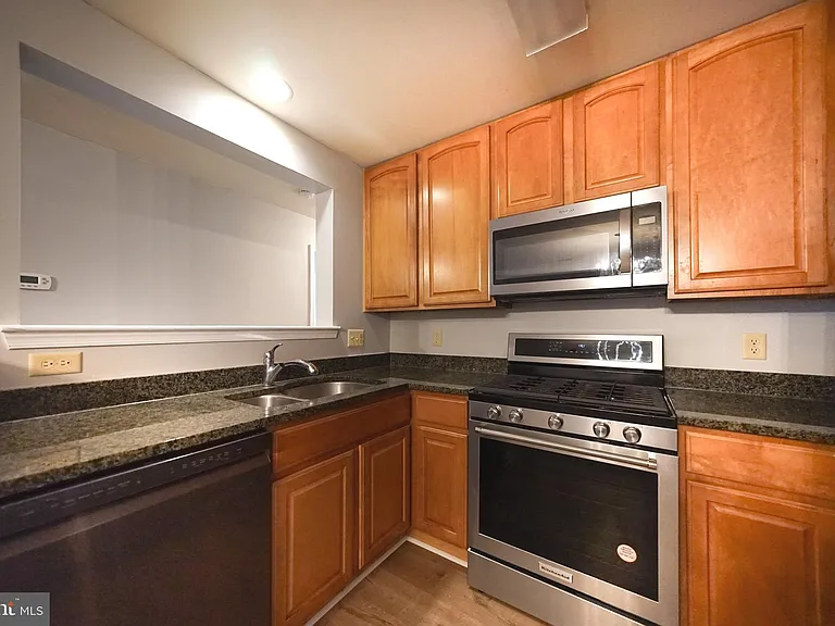 45472 Westmeath Way #I11 — Photo 5