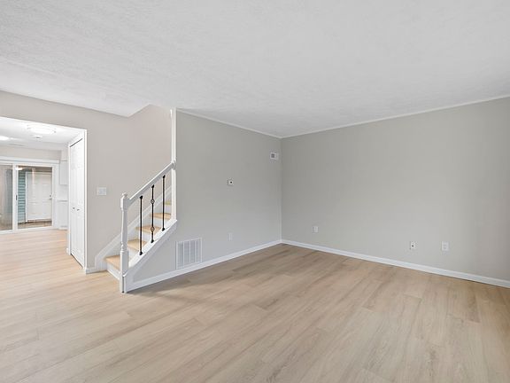 5th image of 5153 Norwich St
