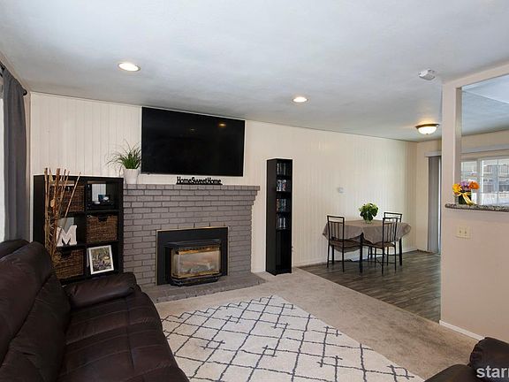 4th image of 1144 Charles Ave