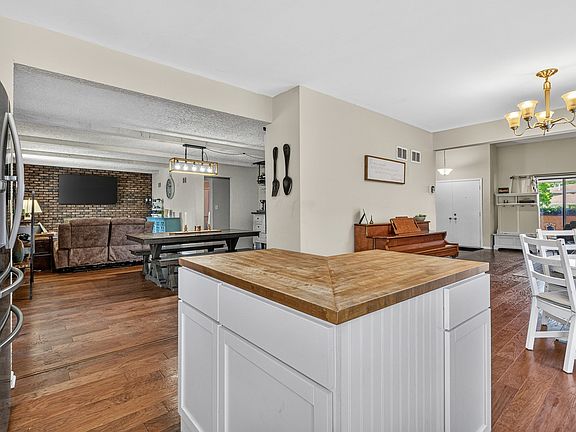 5th image of 5245 170th St