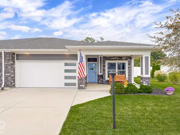 629 S Sobota Way, Trafalgar, IN 46181