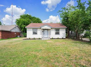 2817 Stuart Dr, Fort Worth, TX 76104