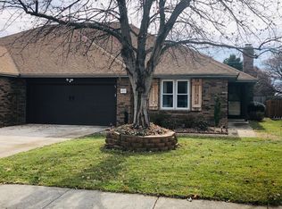 1432 E Powell St, Springfield, MO 65804