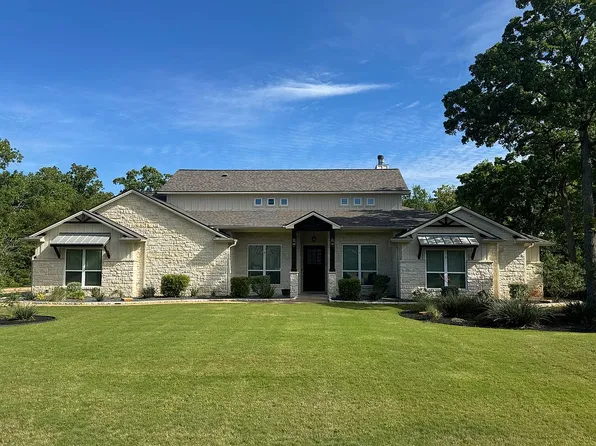 17325 Halona Ct, College Station, TX 77845